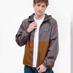 NWT Brixton
Claxton Crest LW Zip Hood Jacket Mens Size Small​​